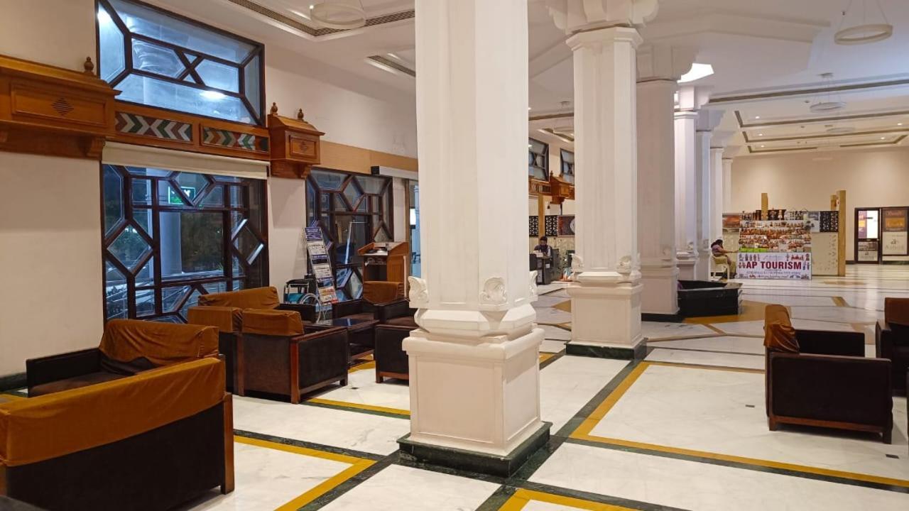 The Bhimas Residency Hotels Tirupati Esterno foto